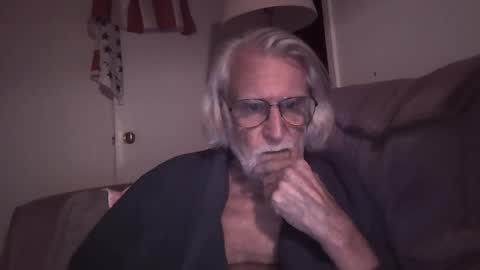 AlphaUniform online show from 10.11.25