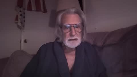 AlphaUniform online show from 12.03.25