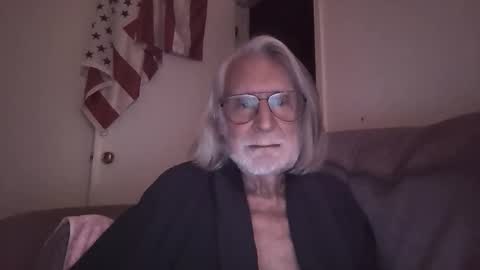 AlphaUniform online show from 03.12.26