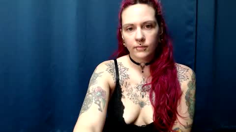 Snapshot of alternative_milf chatting on 05.22.26 Lily online show from 05.22.26