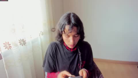 Snapshot of aluna_0310 chatting on 09.21.25 . . online show from 09.21.25