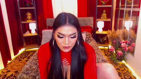 Snapshot of alurajhenson chatting on 01.22.25 Alura Jhenson online show from 01.22.25