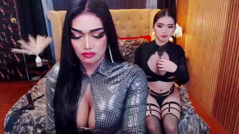 Snapshot of alurajhenson chatting on 03.07.25 Alura Jhenson online show from 03.07.25