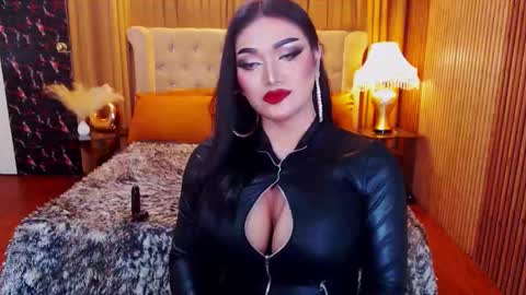 Snapshot of alurajhenson chatting on 09.08.25 Alura Jhenson online show from 09.08.25