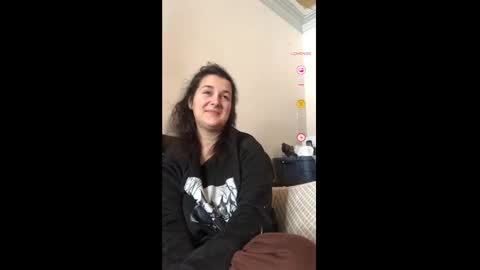 Snapshot of alvie_bones chatting on 02.24.25 Alvie online show from 02.24.25