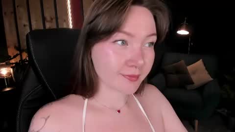 Snapshot of alwayssunnny chatting on 07.07.26 Lilu online show from 07.07.26