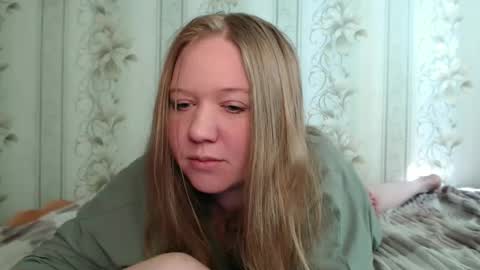 Snapshot of alya764770 chatting on 04.28.26 alya764770 online show from 04.28.26