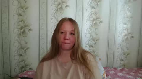 Snapshot of alya764770 chatting on 05.15.26 alya764770 online show from 05.15.26
