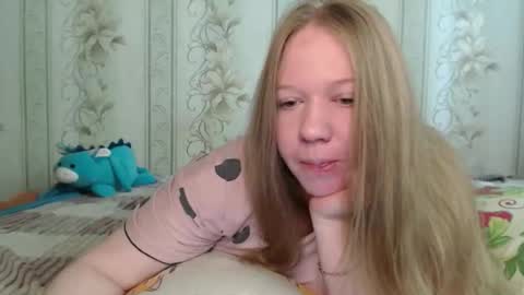 Snapshot of alya764770 chatting on 05.26.26 alya764770 online show from 05.26.26