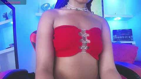 Snapshot of alya_gomez chatting on 01.30.25 online show from 01.30.25
