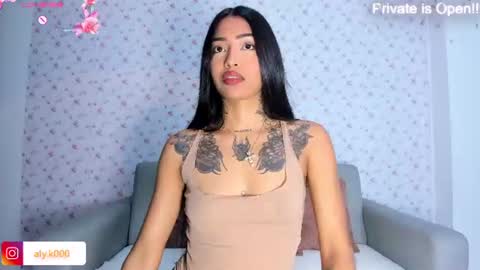 Snapshot of alykas chatting on 06.17.26 Aly online show from 06.17.26