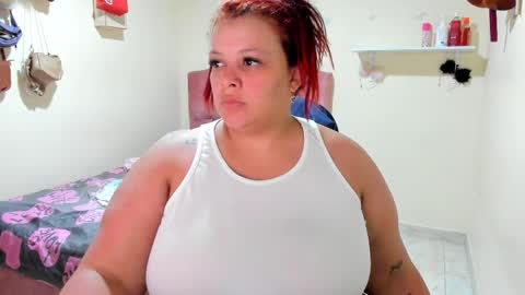 Snapshot of alyn__miller chatting on 04.08.26 Elyn online show from 04.08.26