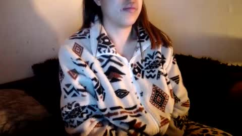 Snapshot of alynfoxx chatting on 06.05.26 Alyn Maria online show from 06.05.26