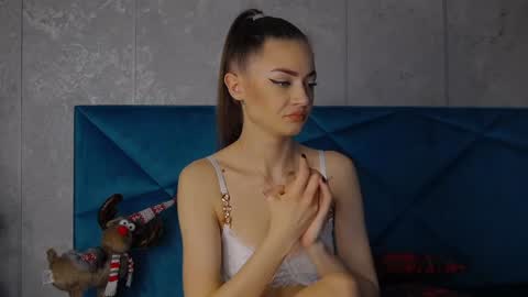 Alyse online show from 01.26.25