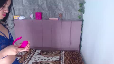 Snapshot of alysrousmar chatting on 05.28.26 Alys Rous online show from 05.28.26