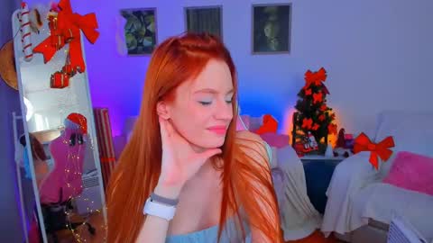 Snapshot of alyssa_smitt chatting on 12.22.24 alyssa_smitt online show from 12.22.24