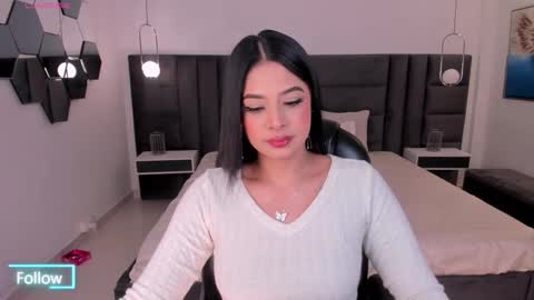 Snapshot of alyssadean_ chatting on 01.06.26 Aly online show from 01.06.26