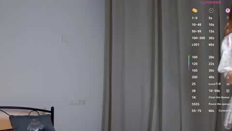 Snapshot of alyxkinski chatting on 03.29.26 Alyx online show from 03.29.26