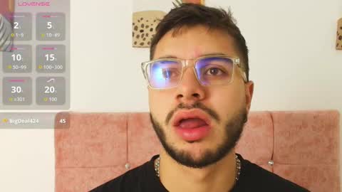 Amadeo Wild online show from 11.17.25