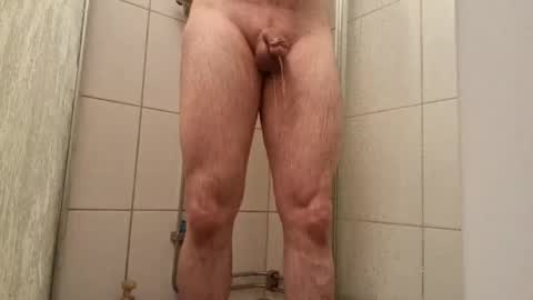 Snapshot of amadeusz chatting on 01.01.25 amadeusz online show from 01.01.25