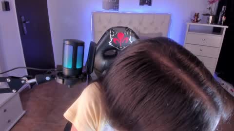 B I A N C A online show from 02.04.25