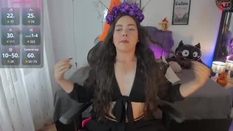 Hi Im AmaiaHelp me reach 100 likes online show from 10.31.25