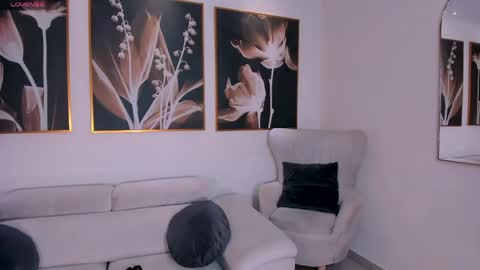 Snapshot of amalia_cruss chatting on 05.29.26 Amalia cruss online show from 05.29.26