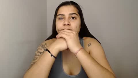 The queen of the biceps  online show from 01.31.25