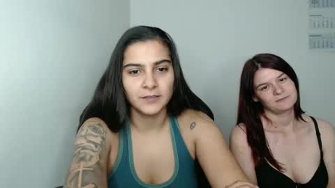 The queen of the biceps  online show from 10.15.25