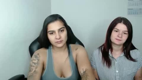 The queen of the biceps  online show from 10.15.25