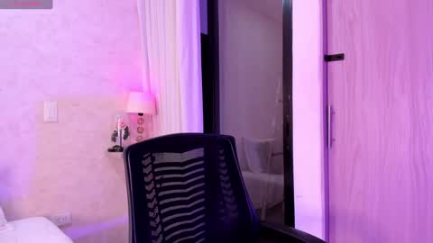 Luisa online show from 01.23.25