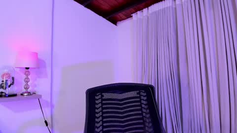 Luisa online show from 02.28.25