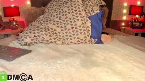 diana        Private is Open online show from 04.15.26