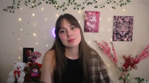 Snapshot of amanda_bright_ chatting on 05.18.26 amanda_bright_ online show from 05.18.26