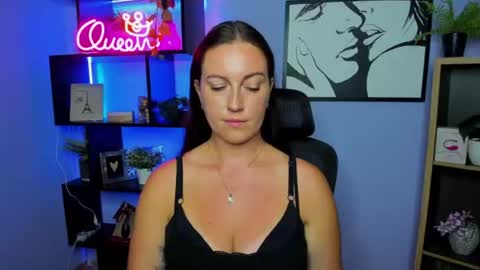 Snapshot of amanda_burn chatting on 06.15.26 Amanda online show from 06.15.26