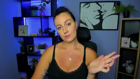 Snapshot of amanda_burn chatting on 07.14.26 Amanda online show from 07.14.26