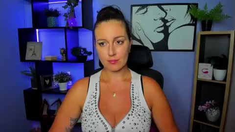 Snapshot of amanda_burn chatting on 07.21.26 Amanda online show from 07.21.26