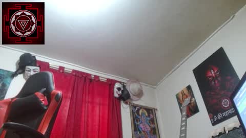 Amanda Valeska online show from 11.17.25