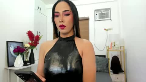 amandaleon online show from 02.23.25