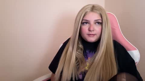 Snapshot of amandhaaa chatting on 02.06.25 Amandha online show from 02.06.25