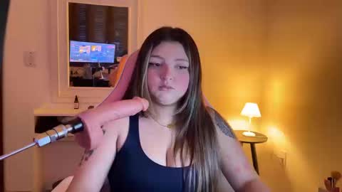 Snapshot of amandhaaa chatting on 09.24.25 Amandha online show from 09.24.25