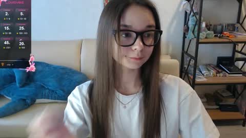 Mila online show from 12.11.24