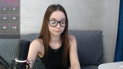 Mila online show from 02.11.25