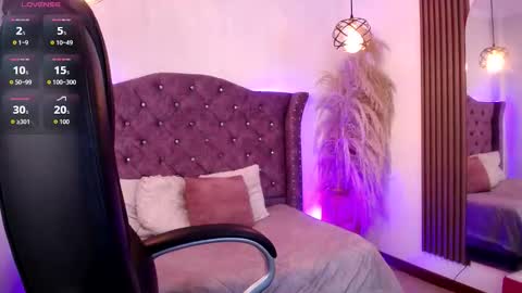 amara_davis1 online show from 03.01.26