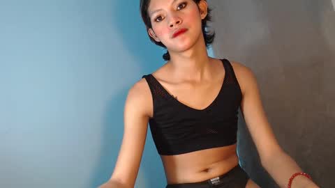 Snapshot of amara_fuck69 chatting on 02.17.25 amara_fuck69 online show from 02.17.25