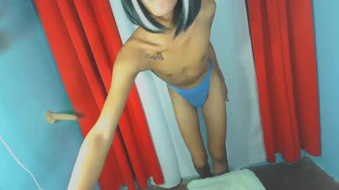 Snapshot of amara_fuck69 chatting on 02.20.25 amara_fuck69 online show from 02.20.25