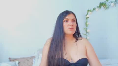 Snapshot of amara_vega chatting on 06.28.26 Amara Vega online show from 06.28.26