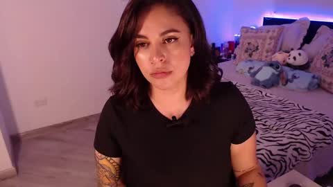 Snapshot of amarat_jolie chatting on 02.28.25 Mila online show from 02.28.25