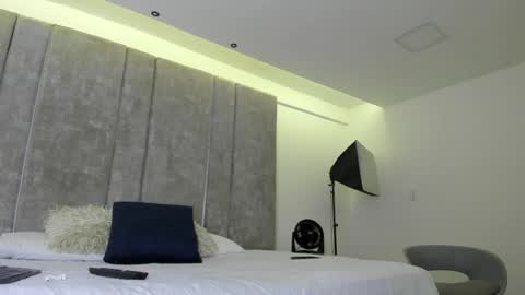 Emily online show from 01.23.25