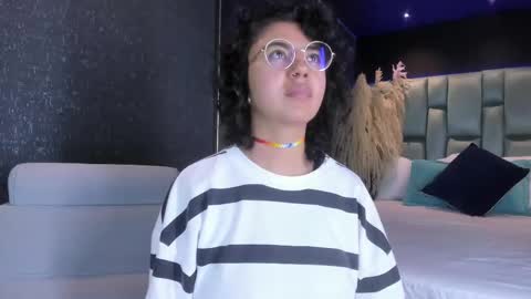 Emily online show from 03.05.25